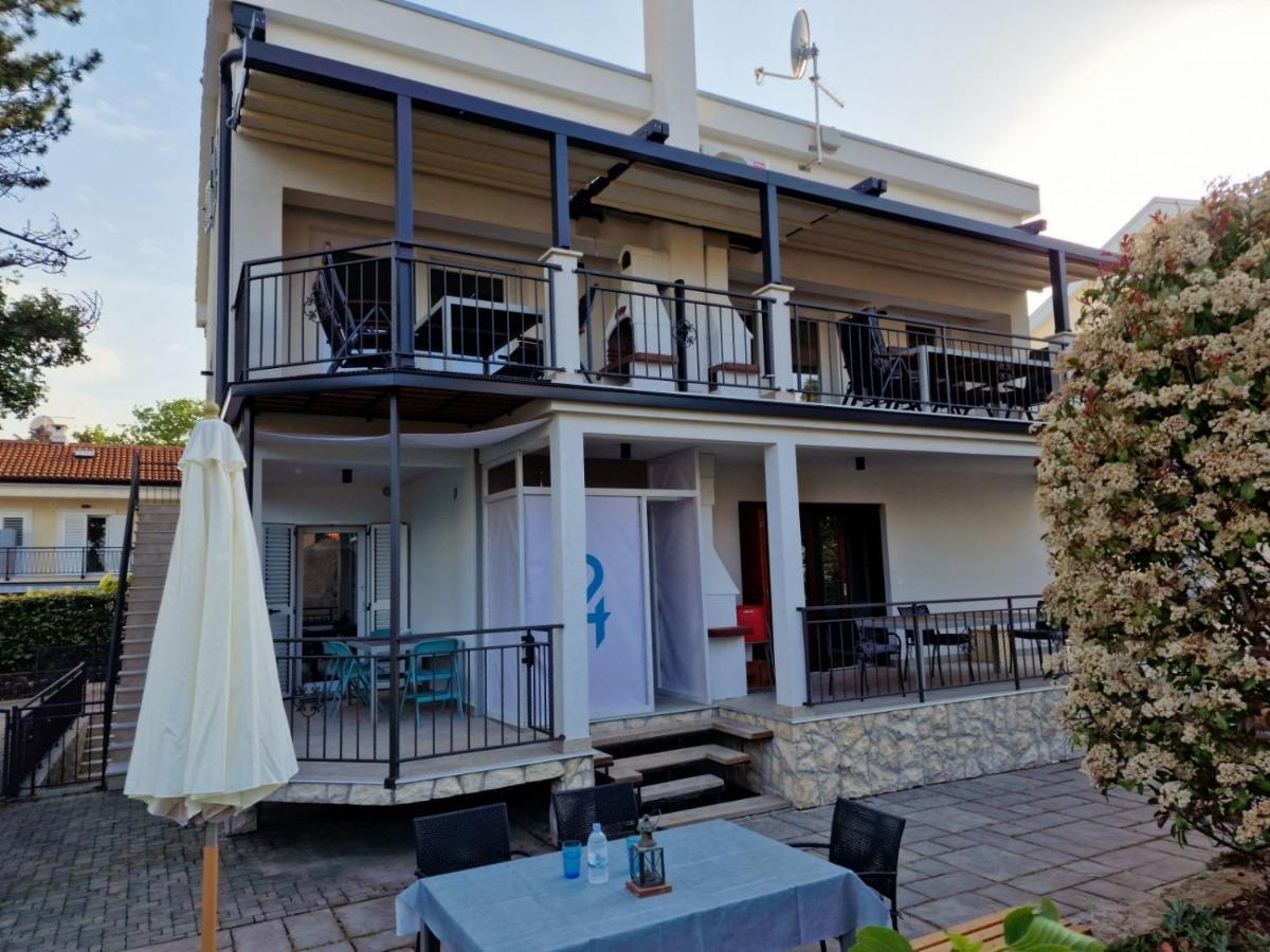 Anna24 Holidays Vantacici Εξωτερικό φωτογραφία